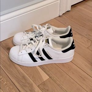 Adidas Superstar Sneakers